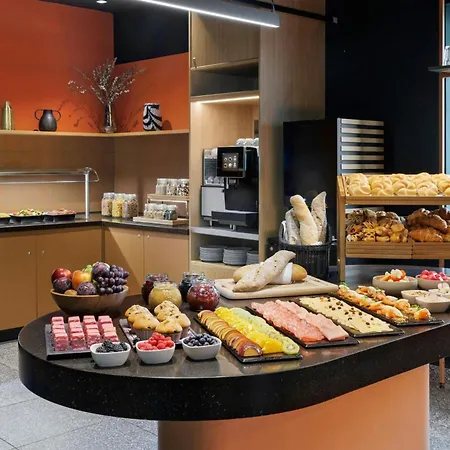 June Six Salzburg, A Tribute Portfolio Hotel