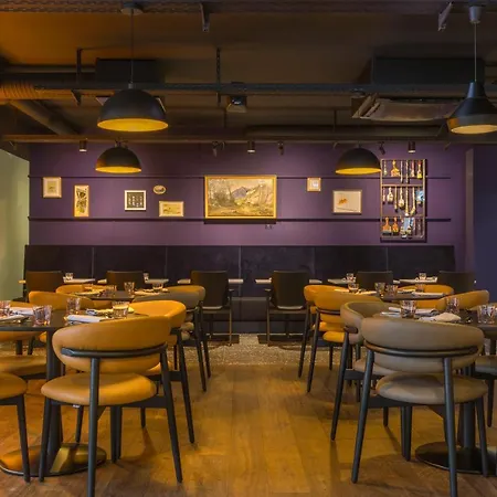 מלון June Six Salzburg, A Tribute Portfolio Hotel 4*