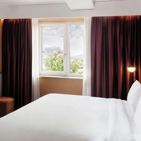 June Six Salzburg, A Tribute Portfolio Otel Salzburg