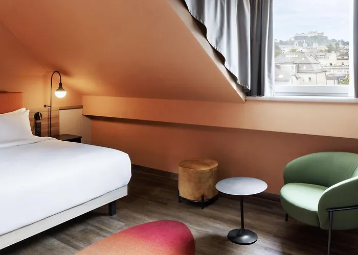 June Six Salzburg, A Tribute Portfolio Salzburg