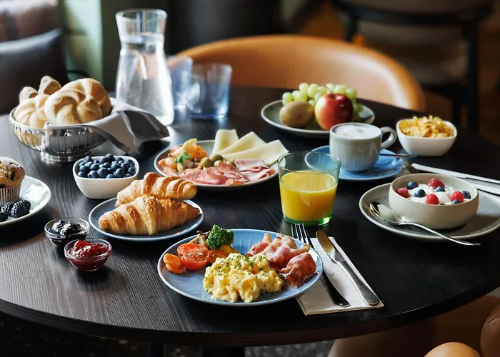 June Six Salzburg, A Tribute Portfolio 4* Σάλτσμπουργκ